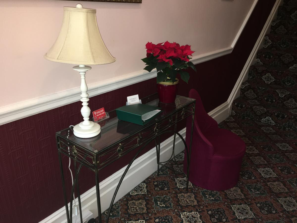 南安普敦Ellenborough House住宿加早餐旅馆 外观 照片