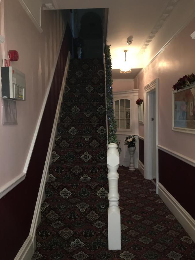 南安普敦Ellenborough House住宿加早餐旅馆 外观 照片